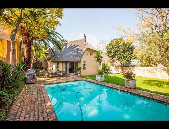 3 BEDROOM HOUSE FOR SALE IN SUNNINGHILL